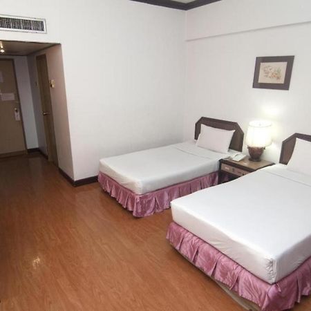 Florida Hotel Хатъяй Экстерьер фото