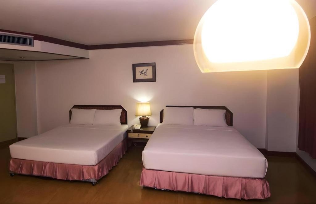 Florida Hotel Хатъяй Экстерьер фото