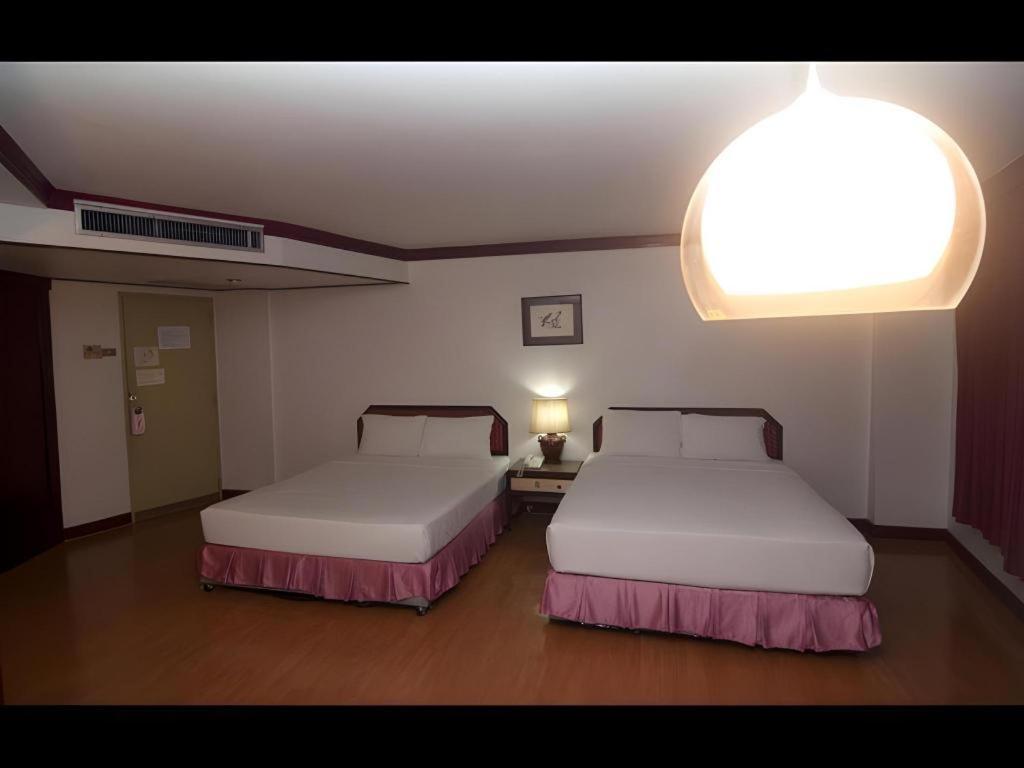 Florida Hotel Хатъяй Экстерьер фото